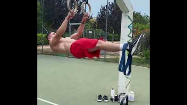 'How to fly - Calisthenics mode // Train your fingers too. #calisthenics #gym #fitnessgoals.'