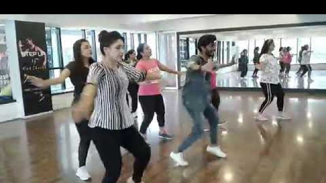 'DANCE FITNESS | ZUMBA FITNESS | RUH SHAIKH | RUH STEP UP DANCE AND FITNESS STUDIO'