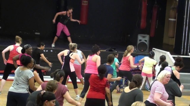 'Flo Rida - How I Feel Zumba routine with Maxine Jones'