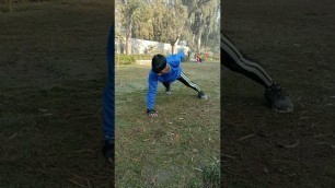 'One hande pushups | Practice in park | The rising star fitness club |'