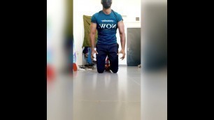 'Gym Attitudes |Five Fingers pushups |#gym #viral #shorts #workout'