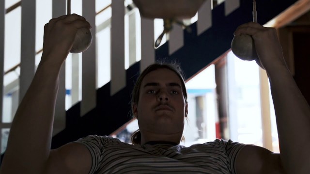 'FITNESS Man Doing Pull-Ups in Gym - HD 4K BEST QUALITY Stock Footage'