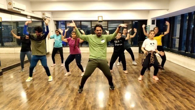 'SHAKY SHAKY - DADDY YANKEE | ZUMBA FITNESS | RUH STEP UP | RUH SHAIKH | PRINCE RATHOD'