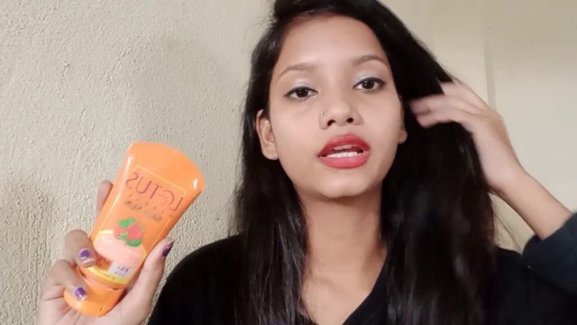 'Lotus herbals safe sun review ❤️.....!!! Spf20