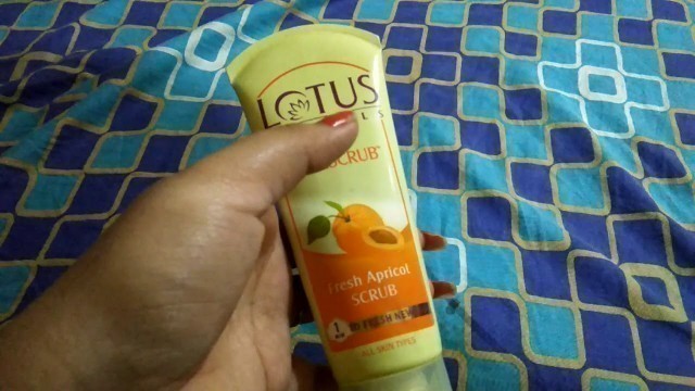 'Lotus Herbals Apriscrub Fresh Apricot Scrub Review //100% benefit'