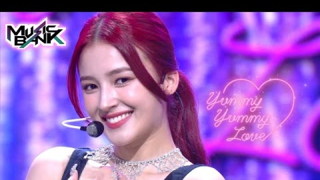 'MOMOLAND(모모랜드 モモランド) - Yummy Yummy Love (Music Bank) | KBS WORLD TV 220121'