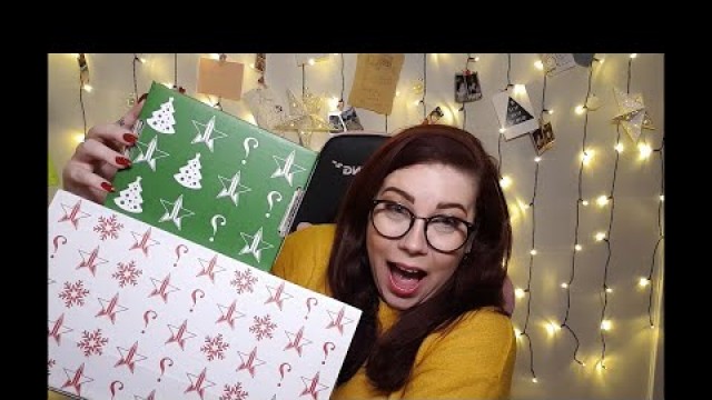 'UNBOXING Jeffree Star Cosmetics Holiday Mysteryboxes (Mini and Premium)'