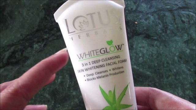 'Lotus Herbals 3 in 1 Deep Cleansing Skin Whitening Facial Form Review.'