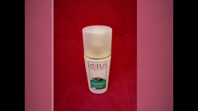 'Review of Lotus  Herbals Alphamoist Moisturizer'