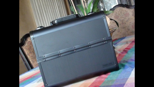 'Inglot Makeup Case'