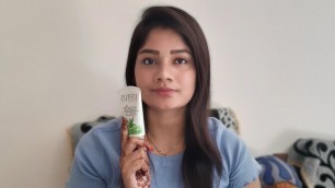 'Lotus Herbals WhiteGlow 3 in 1 deep cleansing skin whitening facial foam Review and demo'