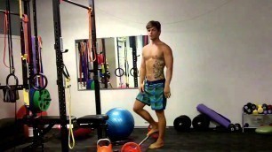 'Surf Fitness - Back Endurance - How To Perform a Bent Row'