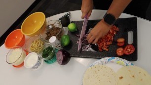 'Homemade Taco Night? Make This Salsa and Guac from Scratch with the Help of GHF!'