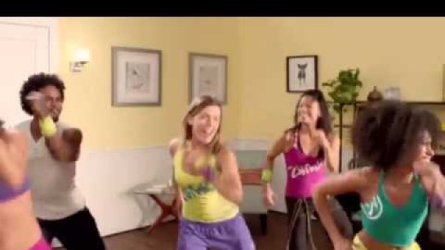 'Zumba Fitness Core Anuncio de TV Xbox 360 (Kinect)  Nintendo Wii2028'