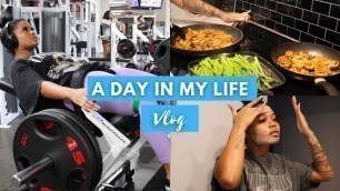 'SPEND A BORING DAY WITH ME VLOG | MEAL PREP, SKINCARE ROUTINE + LEG WORKOUT'