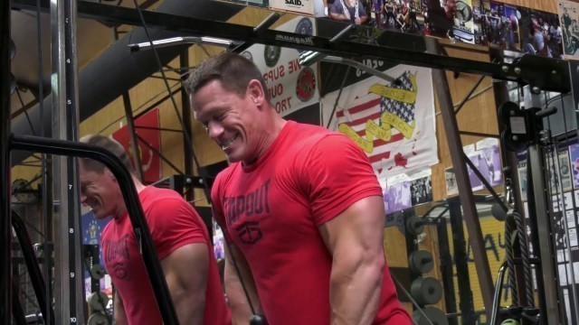 'John Cena\'s Sleeve-Busting Arm Routine'