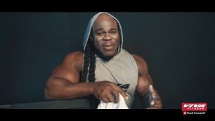 'VIVA Fitness T-2020 Commercial Treadmill with Kai Greene'