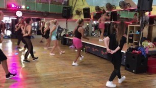 'Zumba 31 juillet à Viva Fitness Lunel- chorégraphie intégrale'