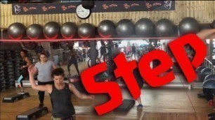 'Fun Step workout avec Nath - 1er Bloc intégral - Confinement Viva Fitness Lunel'