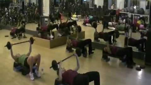 'Les Mill Bodypump 71 Golds Gym Fitness'