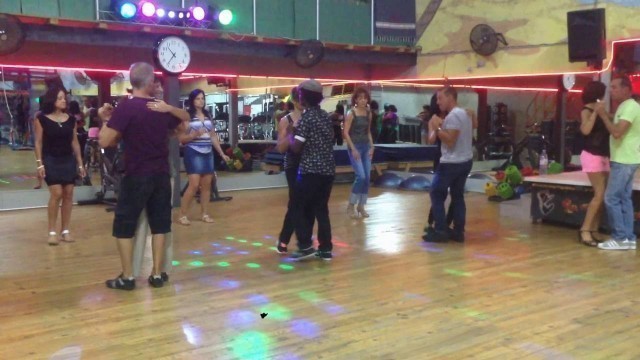 'kizomba lunel et aussi: Salsa Bachata Rock à  Viva Fitness...'