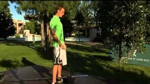 'Golf Fitness: Vorgebeugtes Rudern für mehr Länge'