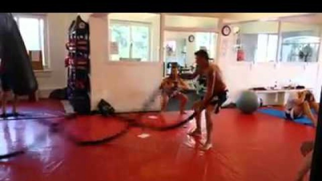 'Crazy guy on battle ropes'