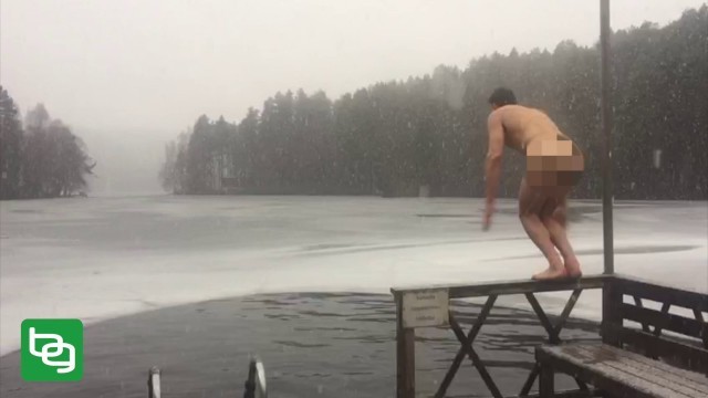 'Ben Greenfield Demonstrates Cold Thermogenesis In Finland'