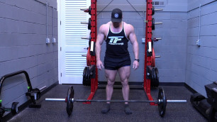 'How to Perform a Romanian Deadlift'