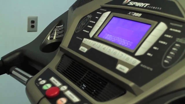 'Калибровка скорости и угла наклона беговой дорожки Spirit Fitness XT385'