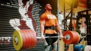'John Cena Workout  Bodybuilder Training For WWE 2017'