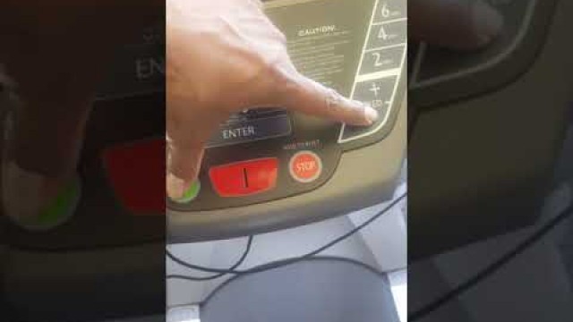 'Spirit treadmill ct800 how to reset lube on display.'