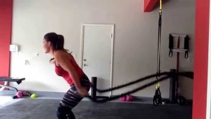 'Quick Hit:  Battle Ropes Reverse Slam'