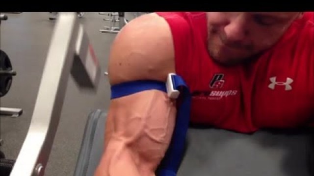 'Occlusion BFR Biceps Workout PRObliner Style with Trench Fitness Squats | Tiger Fitness'