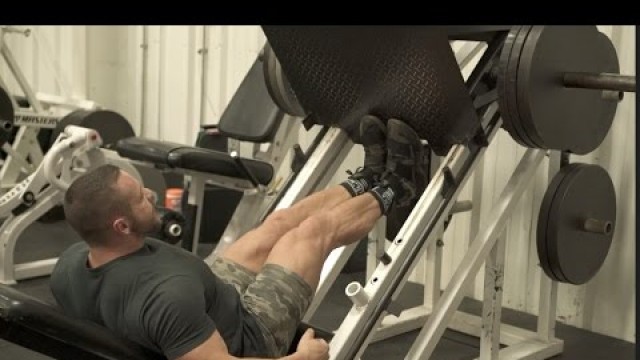 'How to do a Leg Press Calf Raise for Shredded Calves | Tiger Fitness'