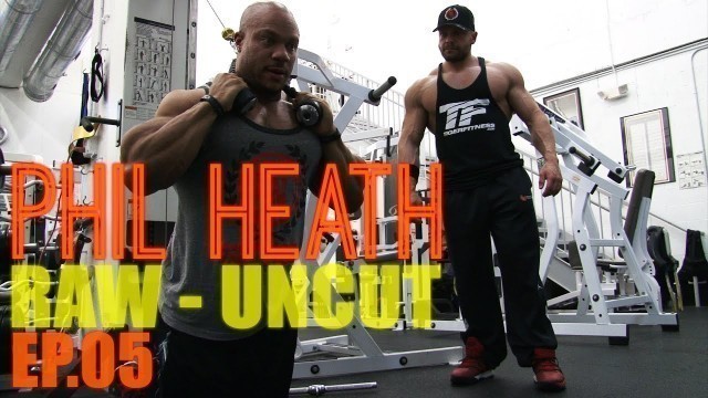 'Six Pack Ab Workout with 4x Mr. Olympia Phil Heath | Tiger Fitness'