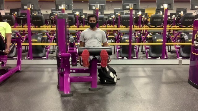 '100 Seated Leg Extensions (Warm up) Robin Achoe Jr Planet Fitness'