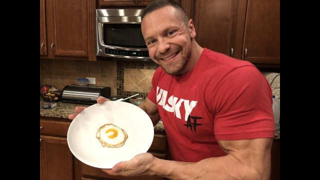 'How to Make a Perfect Fried Egg | Tiger Fitness'