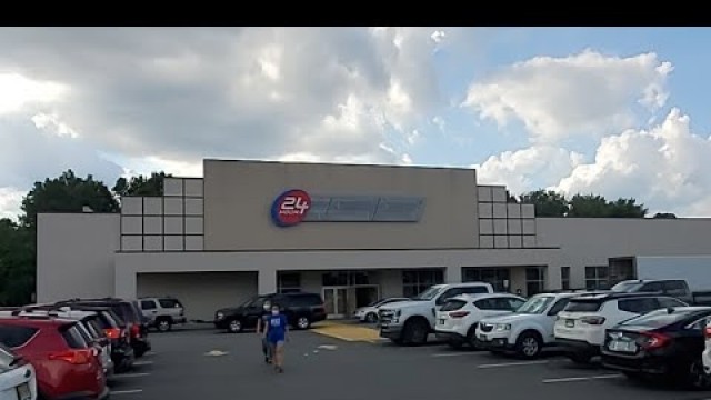 '24 Hour fitness liquidation in Saddle Brook New Jersey'