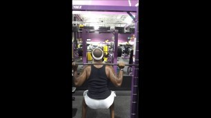 'Planet Fitness Leg Workout/SQUATS'