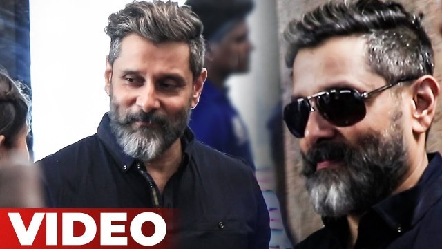 'Chiyaan Vikram Mass Entry In Kadaram Kondan Look At Fitness laboratory Gym Launch'