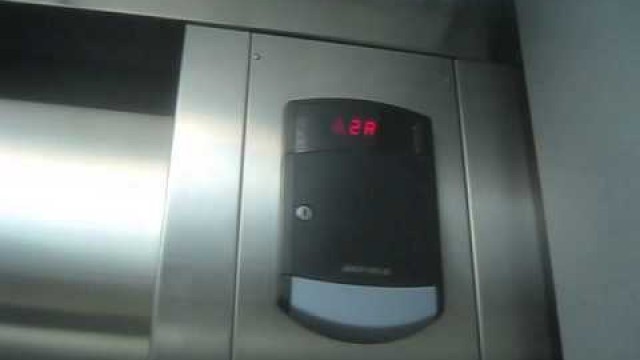 'Schindler Hydraulic Elevator At 24 Hour Fitness Frisco'