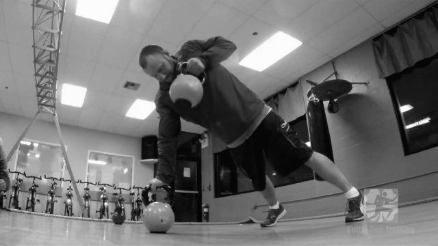 'Kettlebells with Dan Kelly at Peak Fitness RI'