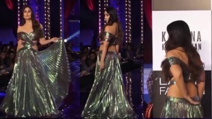'Kareen kapoor Khan Stunning Out Fit in  Lakme Fashion Week'
