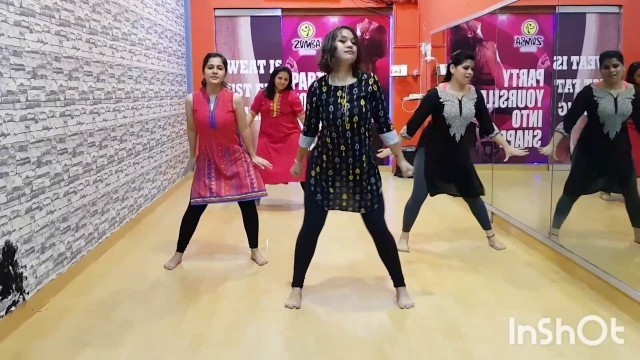 'Oh Ho Ho Ho (Hindi Medium) - Zumba Fitness'