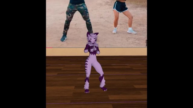 '[Vrchat] Fitness Marshall - Tick Tock Dance workout'