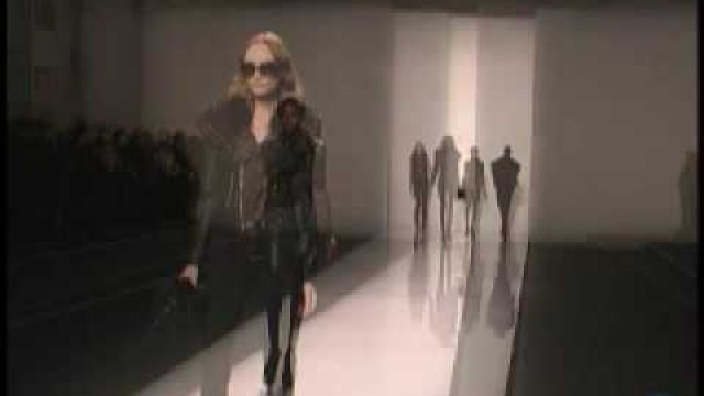 'FIT: Elie Tahari - Fashion Week 2010'