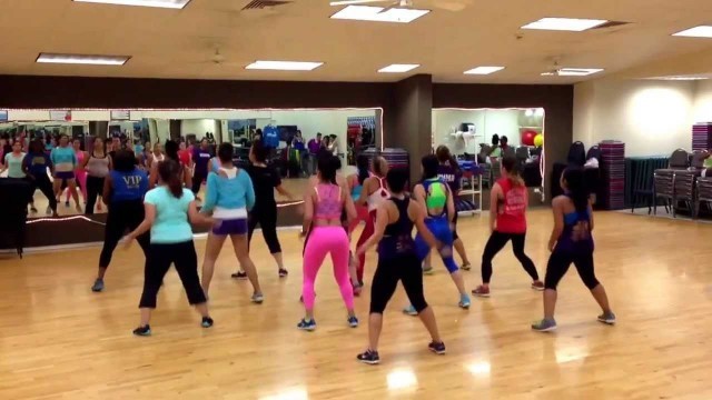 'Zumba (dance fitness) - bubble butt'