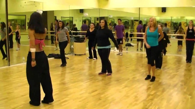 'We No Speak Americano (Panamericano) - Zumba Fitness w/ Keisha Marsh'