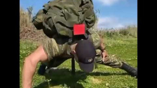 'USA Military Soldier 2 Fingers Push-ups 